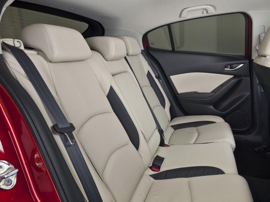  Mazda3 Hatchback 2013 года  (фото 9 из 31)